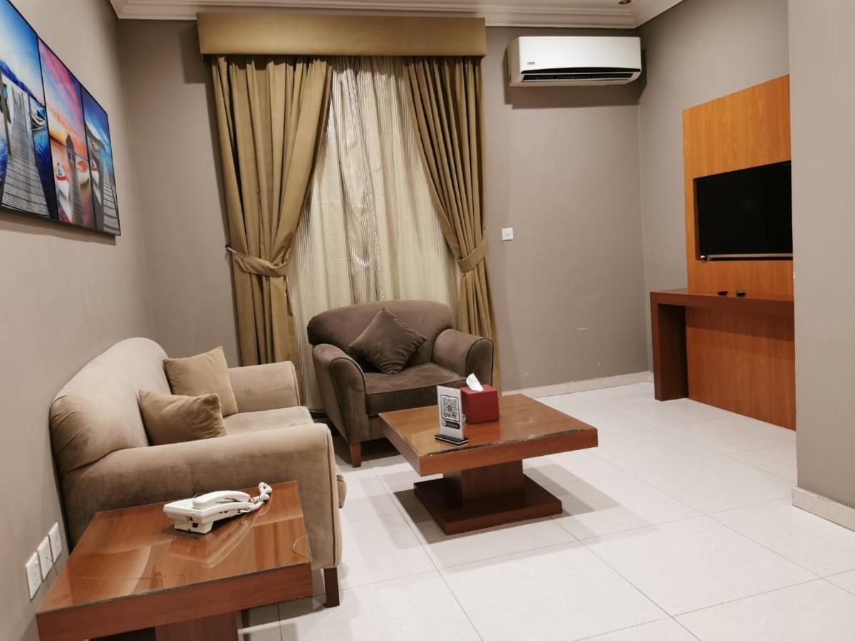 Ashbonh Hotel Suites Riyadh Exteriör bild