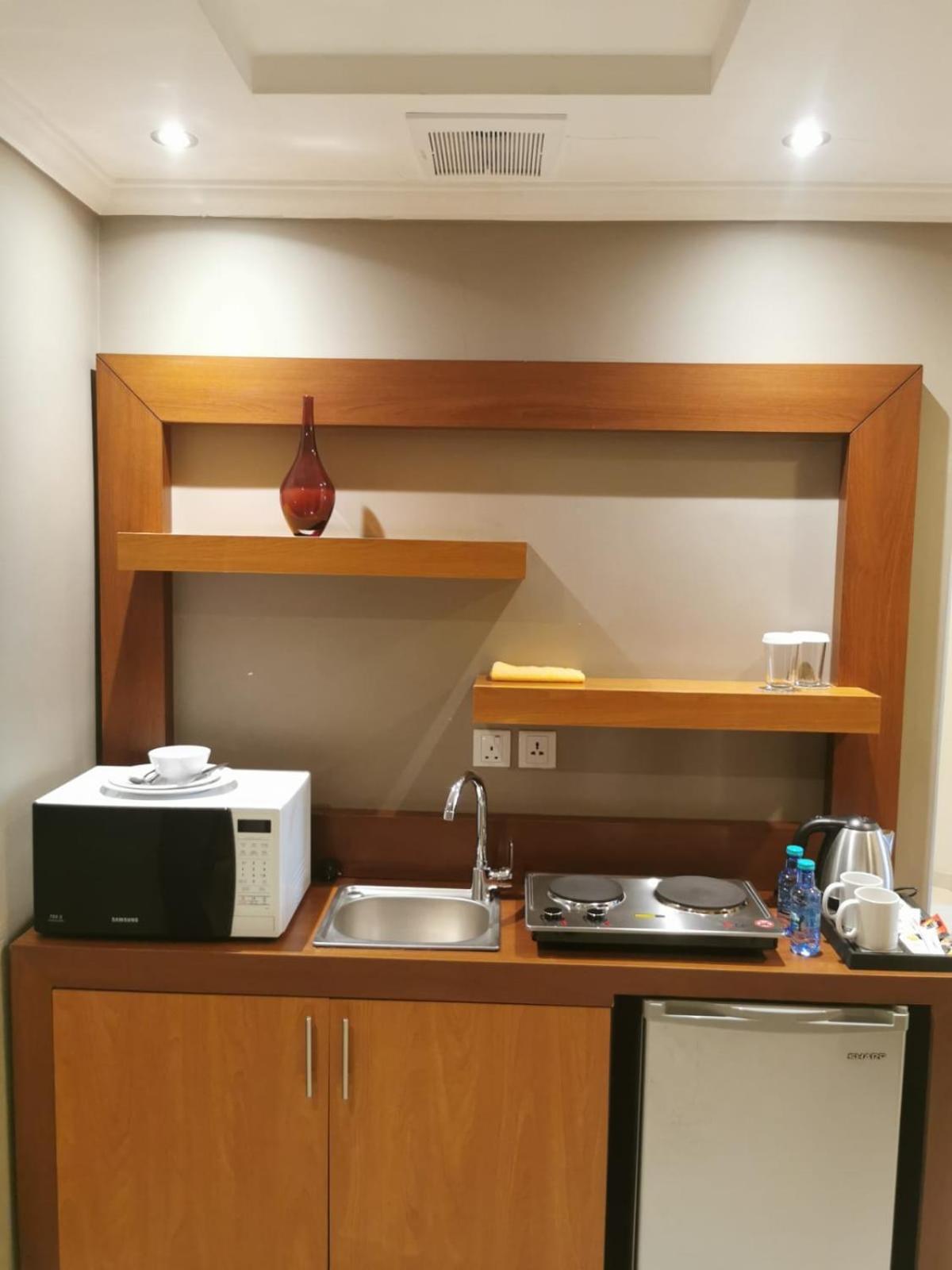 Ashbonh Hotel Suites Riyadh Exteriör bild
